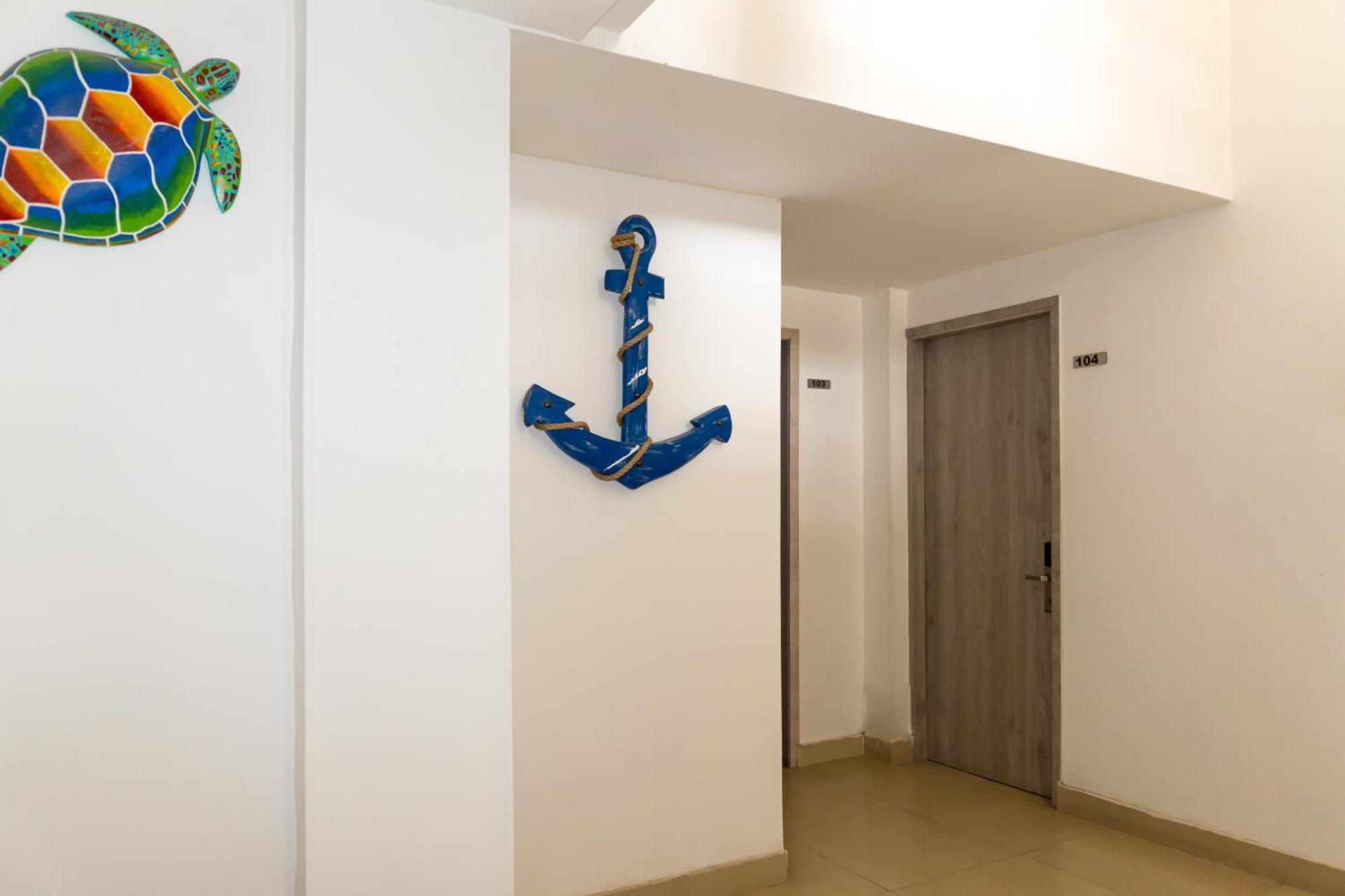Hotel Zamay Plus Санта Марта Екстериор снимка